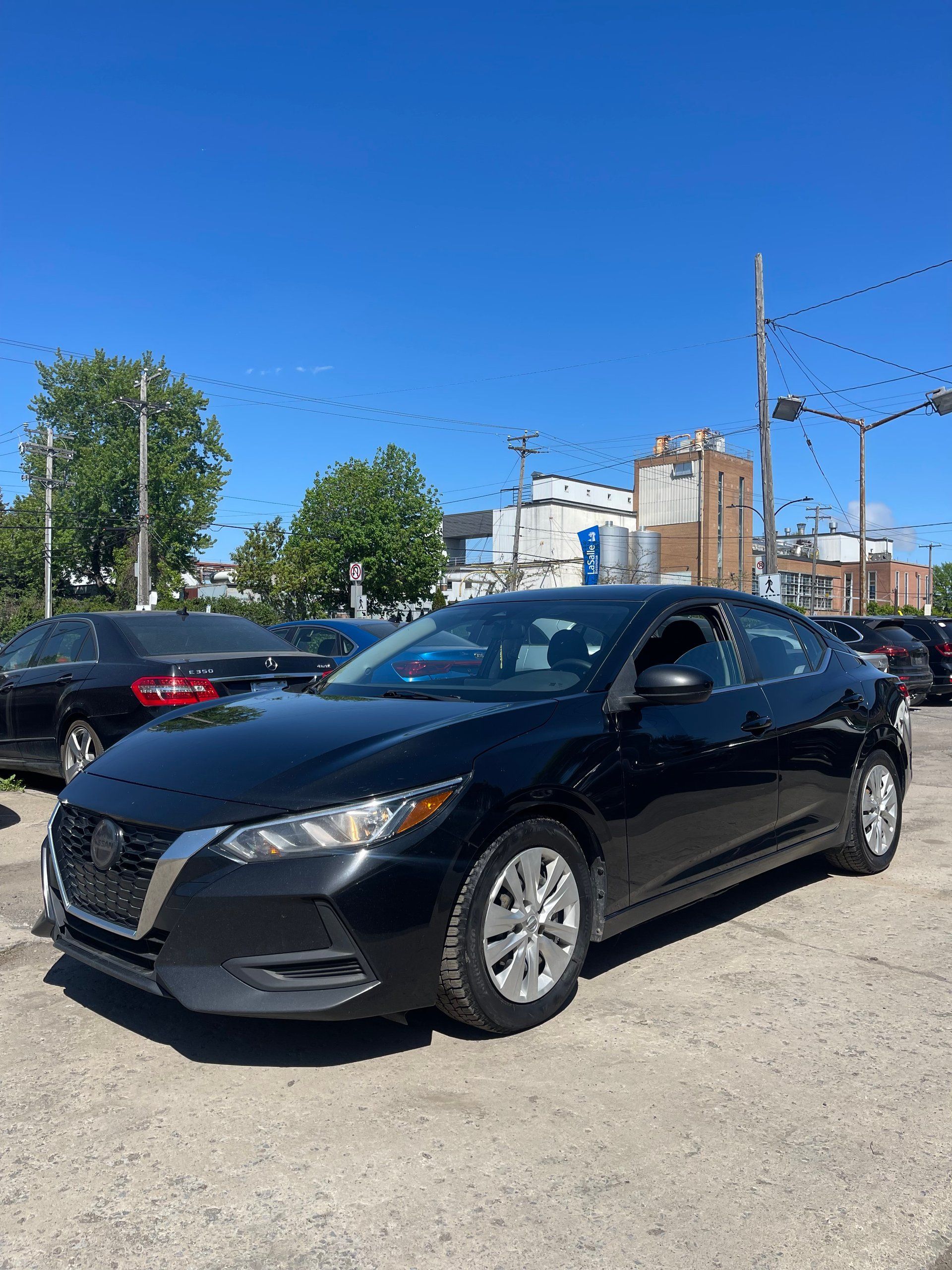 Nissan Sentra 2020 - Image 1