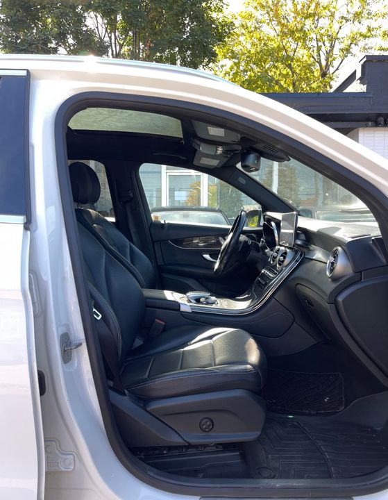 Mercedes-Benz GLC-Class 2017 - Image 8