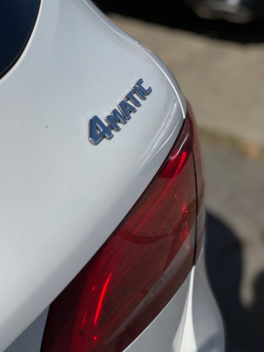 Mercedes-Benz GLC-Class 2017 - Image 12